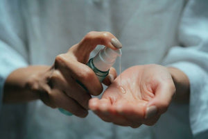 &Resort step 4 "Whitening Serum" 30 ml made in japan